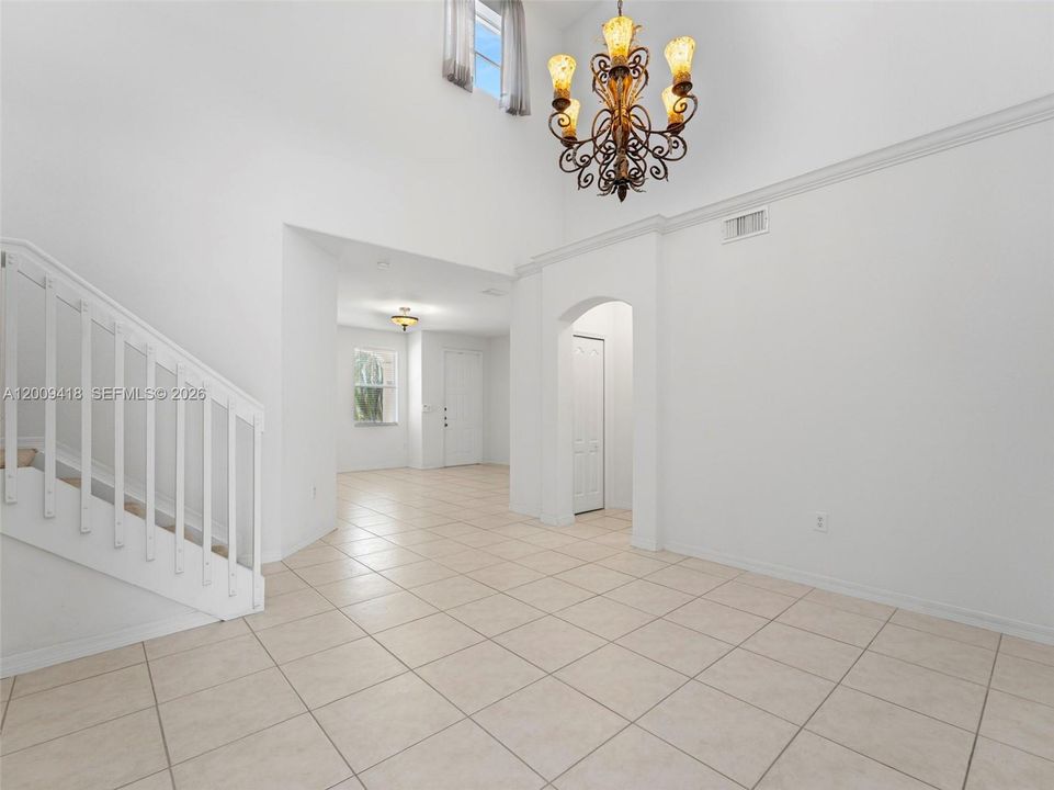 Living or Dining Area