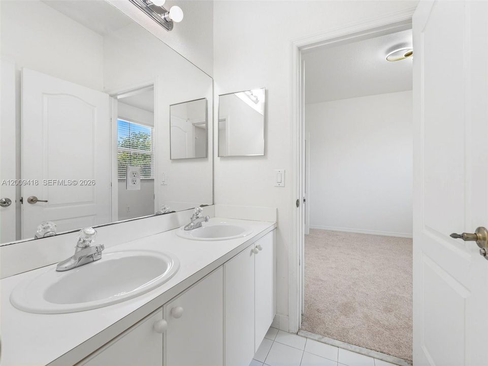 jack and Jill bathroom