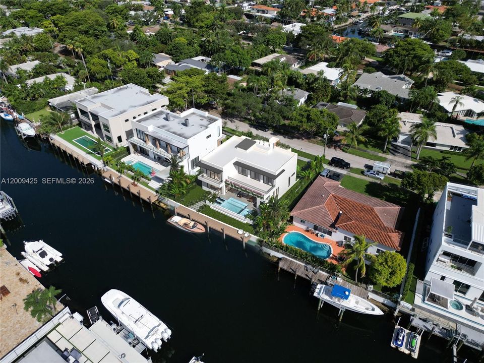 For Sale: $7,950,000 (5 beds, 6 baths, 0 Square Feet)