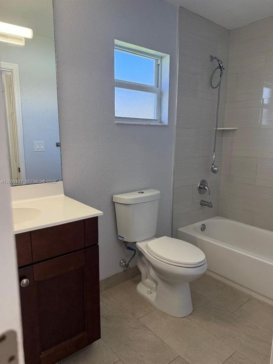 For Rent: $3,250 (3 beds, 2 baths, 1283 Square Feet)