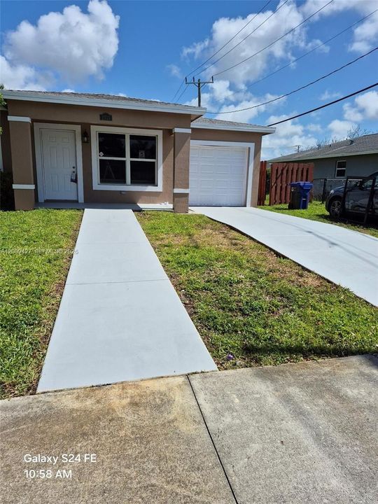 For Rent: $3,250 (3 beds, 2 baths, 1283 Square Feet)