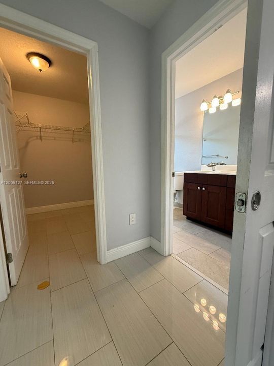 For Rent: $3,250 (3 beds, 2 baths, 1283 Square Feet)