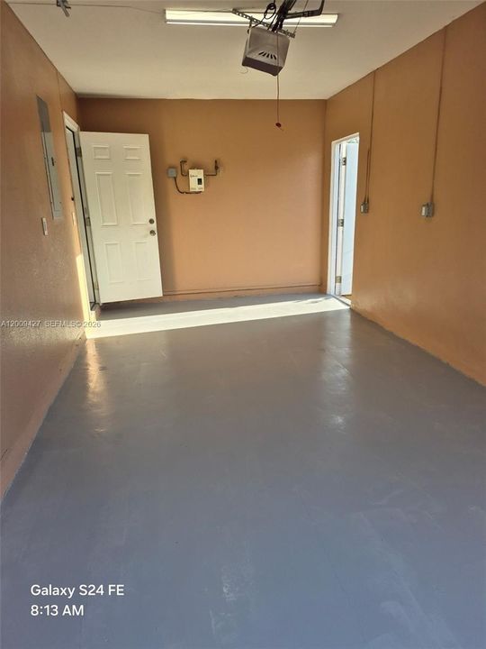 For Rent: $3,250 (3 beds, 2 baths, 1283 Square Feet)
