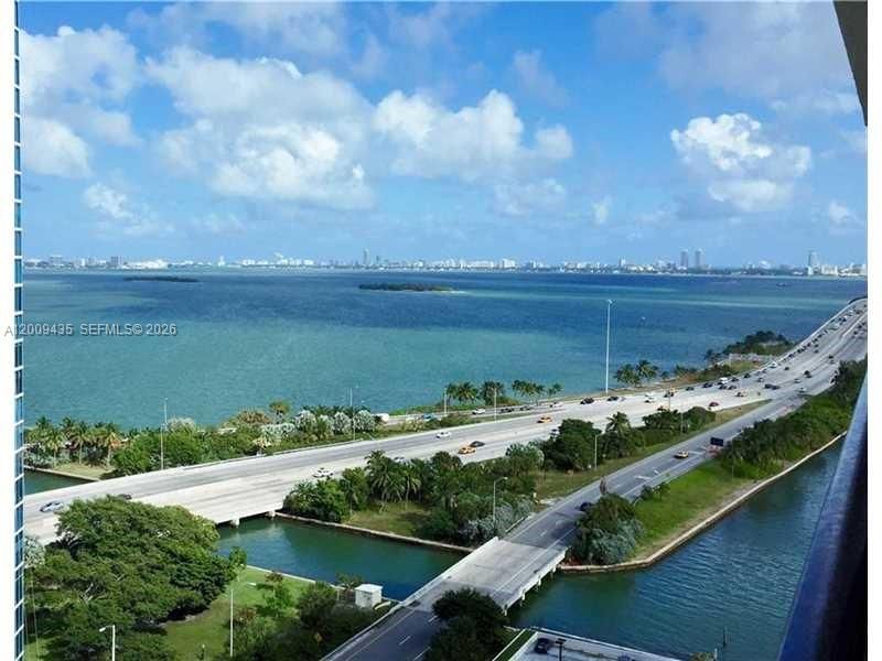 En Venta: $320,000 (1 camas, 1 baños, 768 Pies cuadrados)