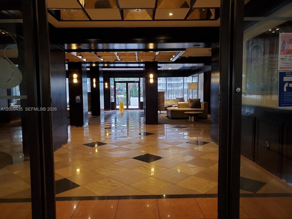 En Venta: $320,000 (1 camas, 1 baños, 768 Pies cuadrados)