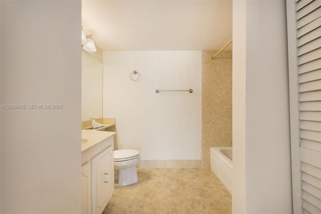 En Venta: $320,000 (1 camas, 1 baños, 768 Pies cuadrados)