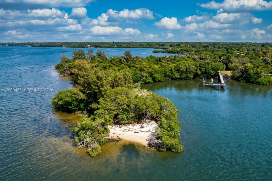 En Venta: $5,850,000 (7 camas, 9 baños, 10900 Pies cuadrados)