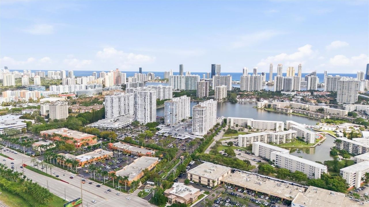 For Sale: $195,000 (2 beds, 2 baths, 1251 Square Feet)