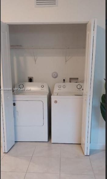 Recently Rented: $1,500 (1 beds, 1 baths, 3094 Square Feet)
