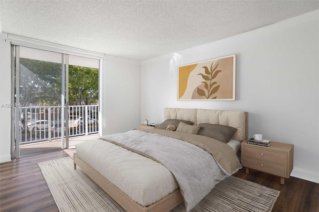 For Sale: $195,000 (2 beds, 2 baths, 900 Square Feet)