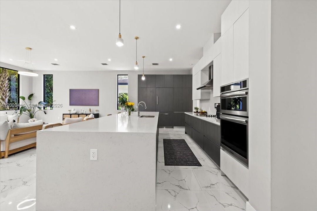 Recently Rented: $9,950 (4 beds, 4 baths, 3179 Square Feet)