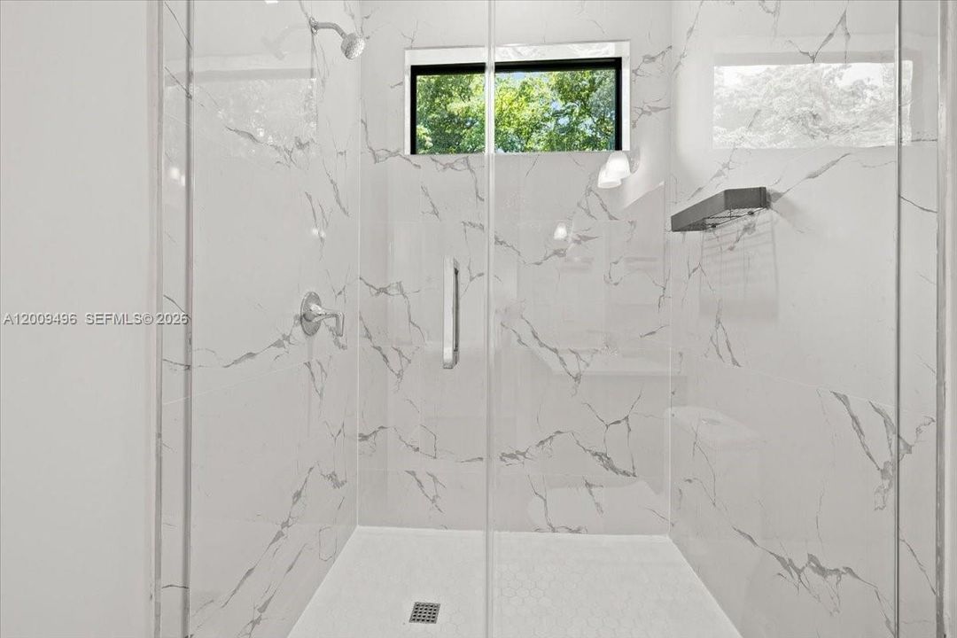 2nd Floor (Bath 3)