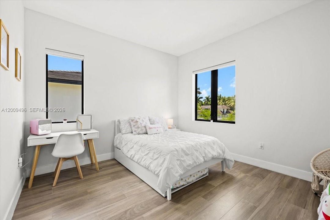 2nd Floor (Bed 2)