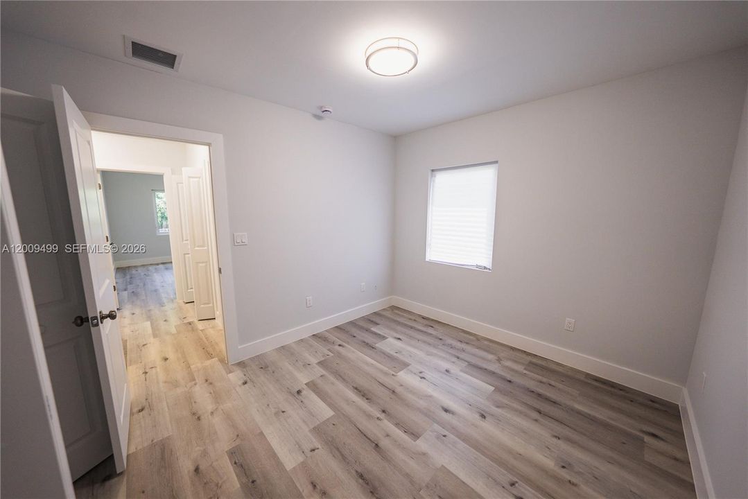 For Rent: $5,700 (3 beds, 2 baths, 1279 Square Feet)
