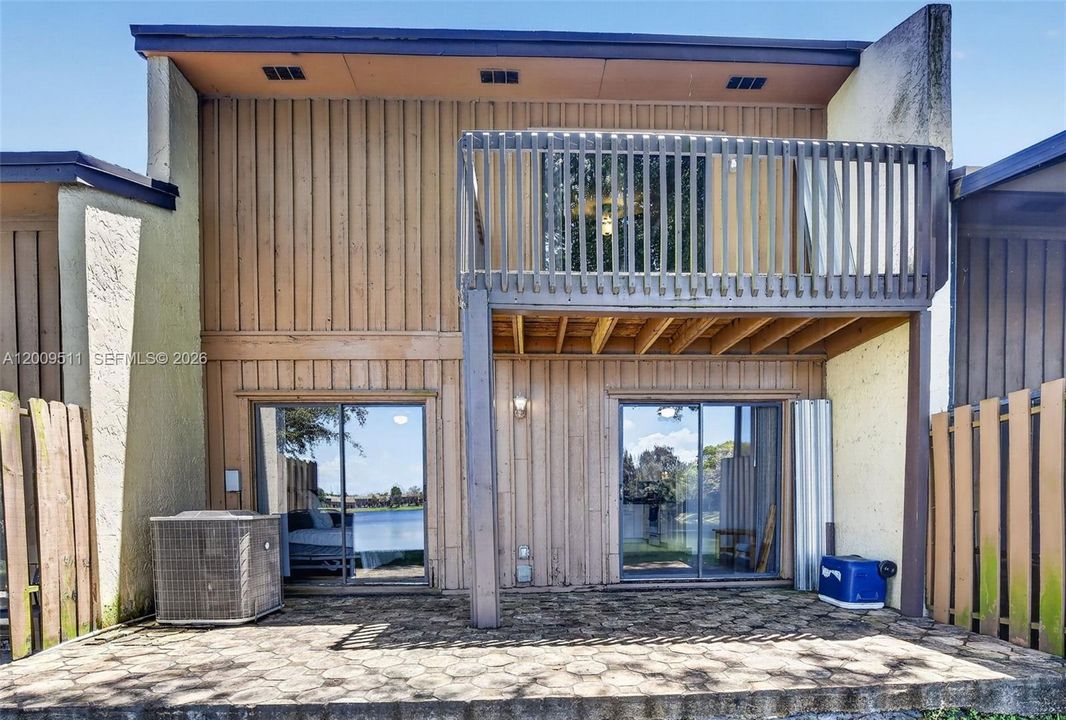 For Sale: $434,900 (3 beds, 2 baths, 1652 Square Feet)