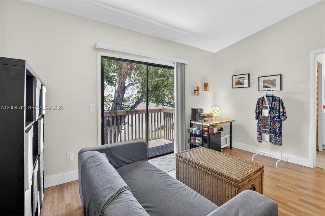 For Sale: $434,900 (3 beds, 2 baths, 1652 Square Feet)