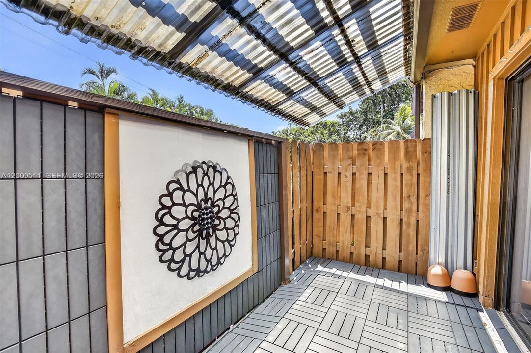 For Sale: $434,900 (3 beds, 2 baths, 1652 Square Feet)