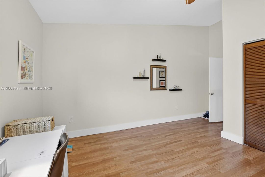 For Sale: $434,900 (3 beds, 2 baths, 1652 Square Feet)