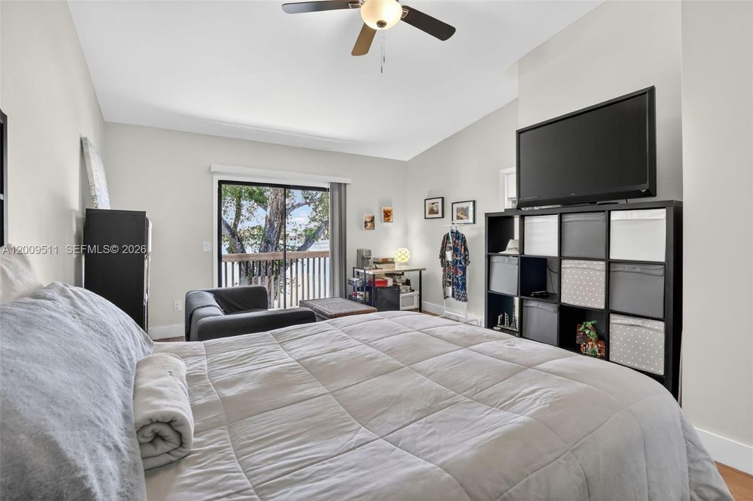 For Sale: $434,900 (3 beds, 2 baths, 1652 Square Feet)