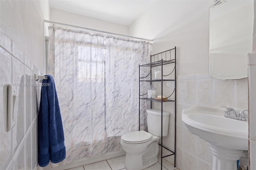 Activo con contrato: $875,000 (0 camas, 0 baños, 2956 Pies cuadrados)