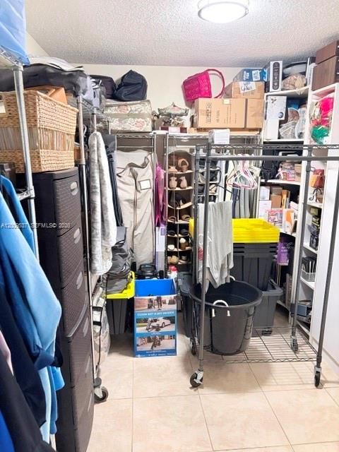 Activo con contrato: $497,900 (2 camas, 2 baños, 1652 Pies cuadrados)