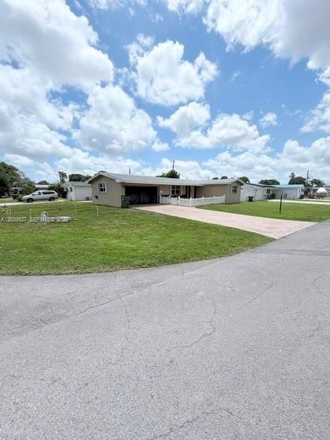 Activo con contrato: $497,900 (2 camas, 2 baños, 1652 Pies cuadrados)