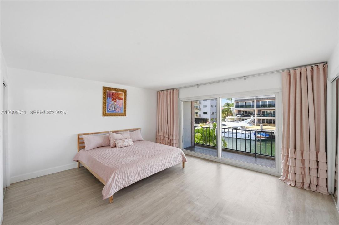 For Sale: $710,000 (3 beds, 2 baths, 1640 Square Feet)