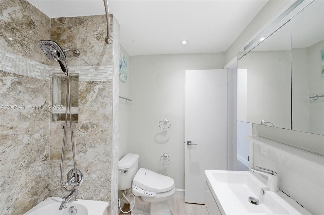For Sale: $710,000 (3 beds, 2 baths, 1640 Square Feet)