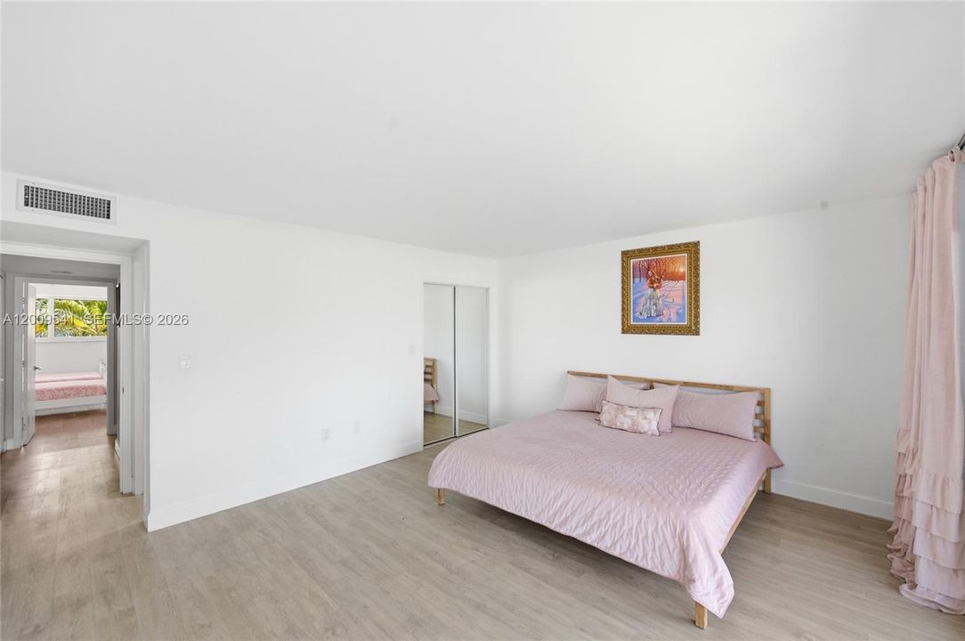 For Sale: $710,000 (3 beds, 2 baths, 1640 Square Feet)