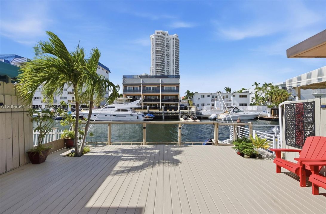 For Sale: $710,000 (3 beds, 2 baths, 1640 Square Feet)