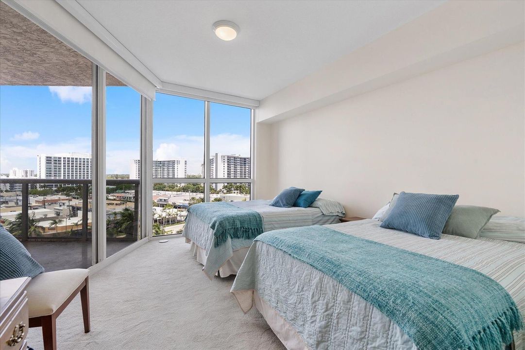 26-3100 N Ocean Blvd #804_026