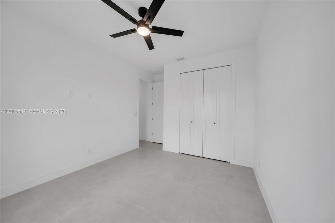 Activo con contrato: $389,900 (4 camas, 3 baños, 1778 Pies cuadrados)