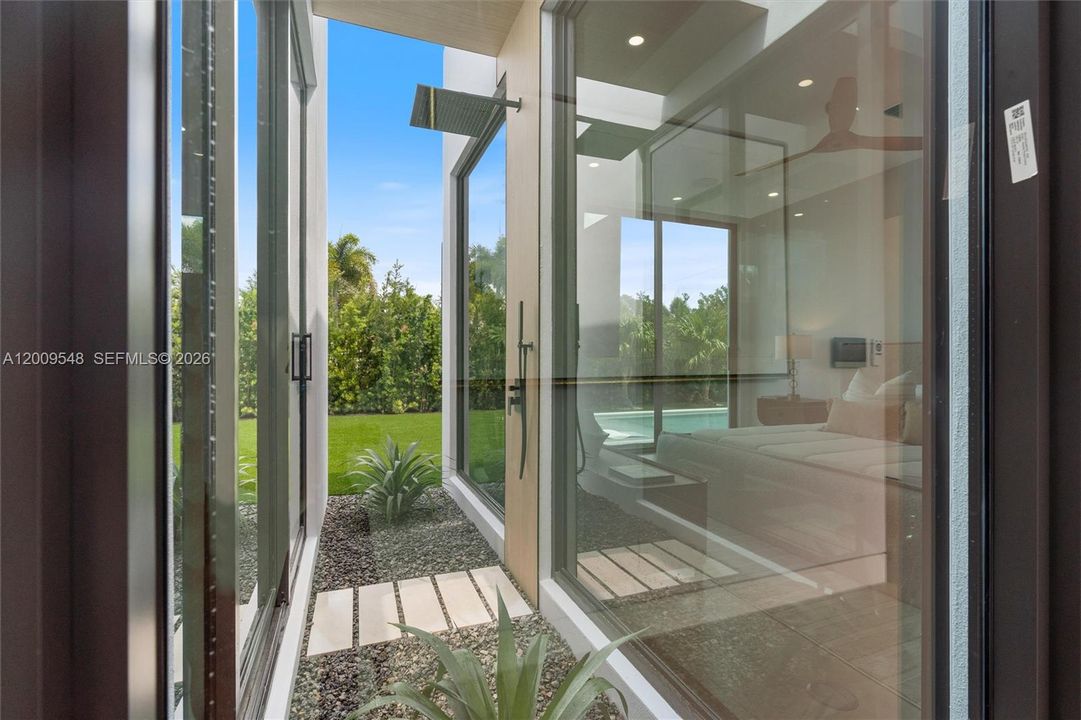 En Venta: $3,000,000 (4 camas, 4 baños, 3000 Pies cuadrados)