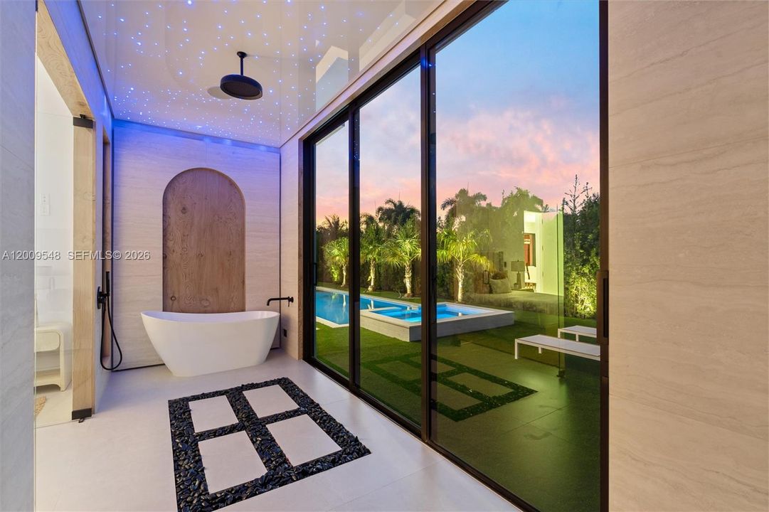 En Venta: $3,000,000 (4 camas, 4 baños, 3000 Pies cuadrados)
