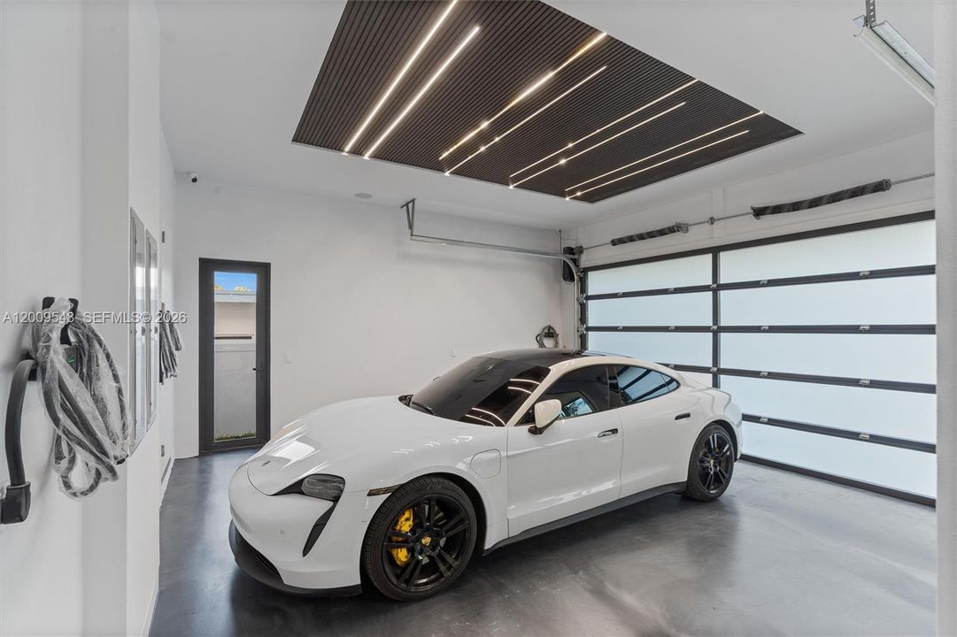 En Venta: $3,000,000 (4 camas, 4 baños, 3000 Pies cuadrados)