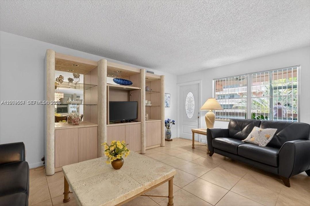 En Venta: $139,900 (1 camas, 1 baños, 660 Pies cuadrados)