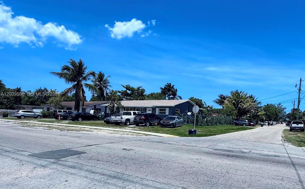 For Sale: $695,000 (0 beds, 0 baths, 1920 Square Feet)