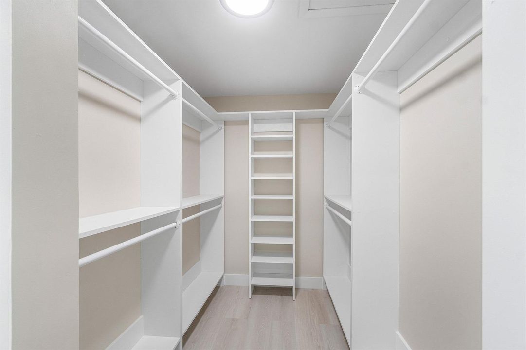 Walk in Closet