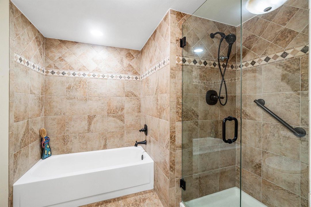 Primary En-Suite Bathroom