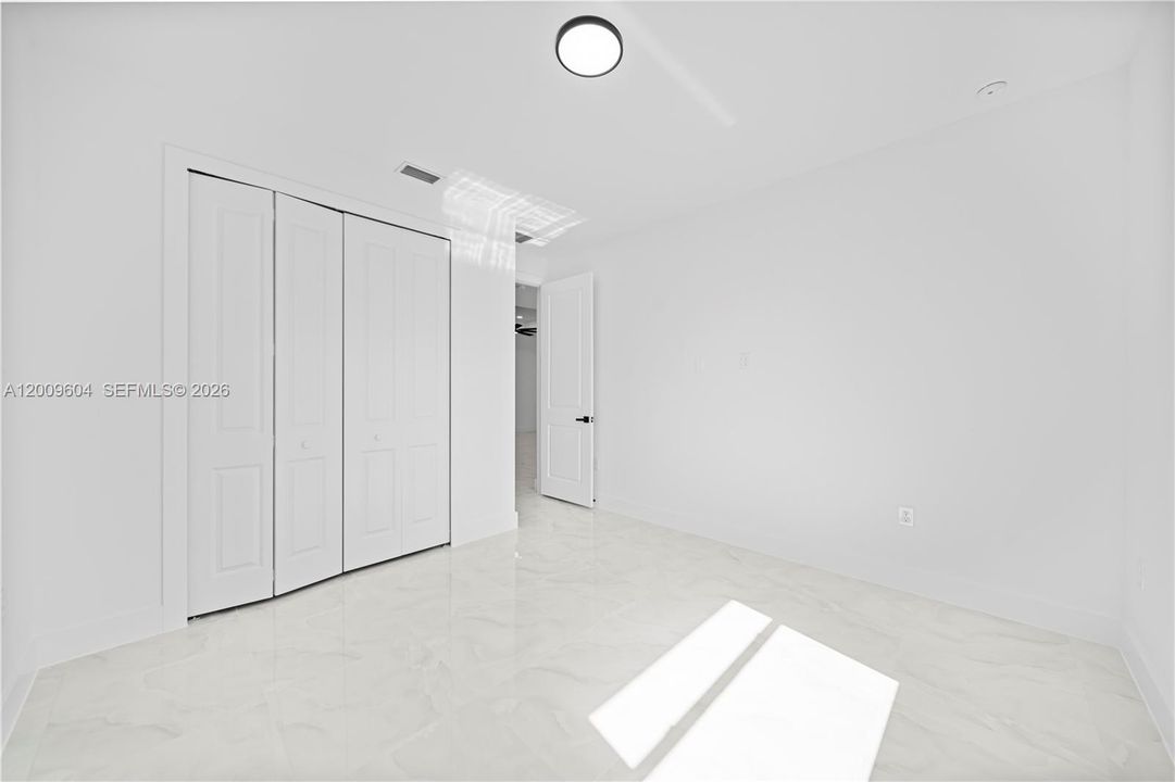 En Venta: $335,000 (3 camas, 2 baños, 0 Pies cuadrados)