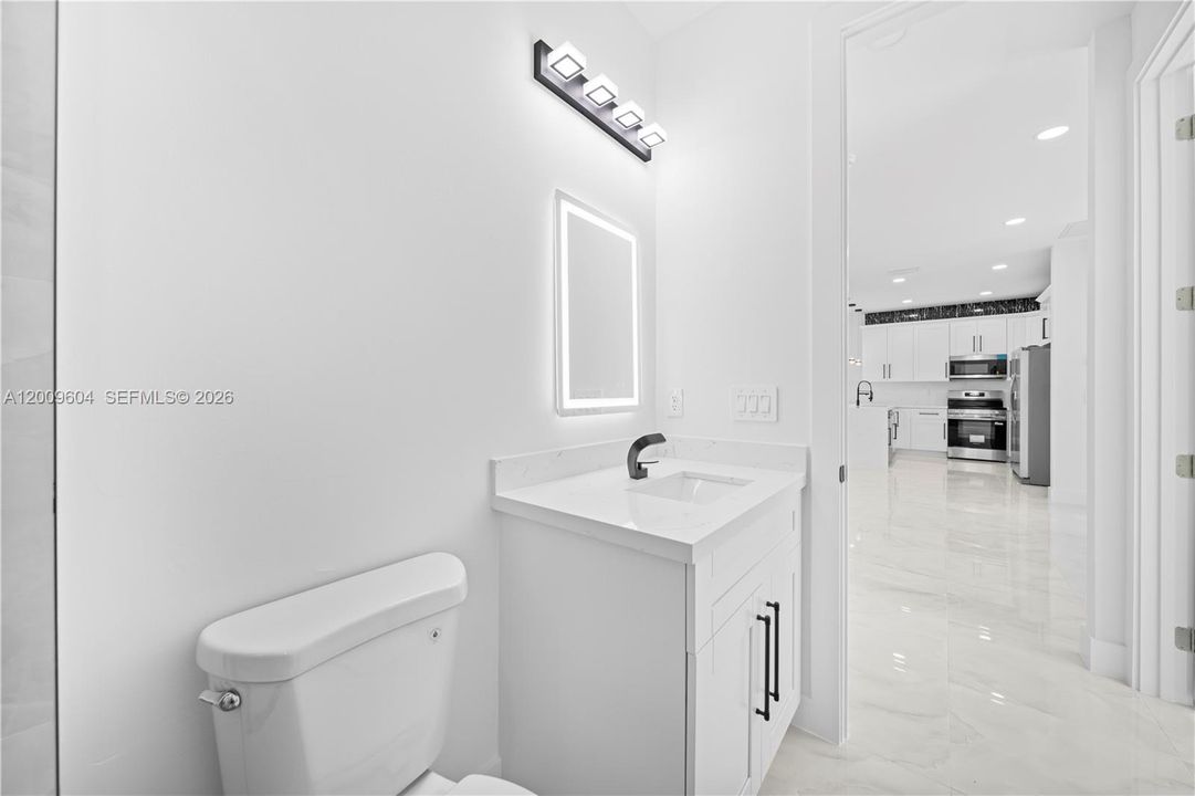 En Venta: $335,000 (3 camas, 2 baños, 0 Pies cuadrados)