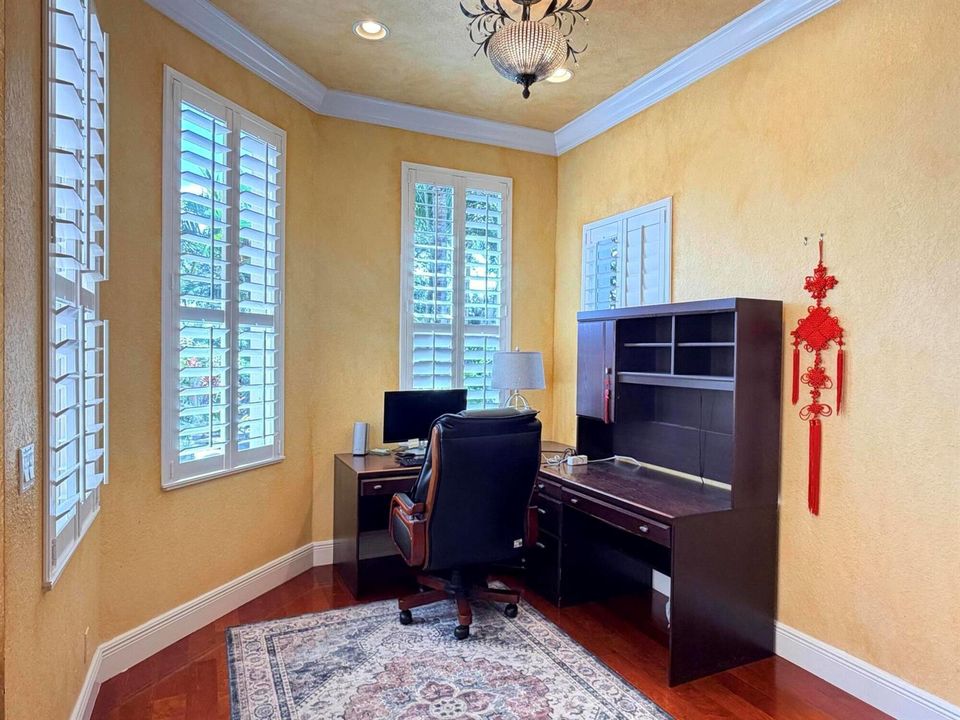 Master Bedroom 4
