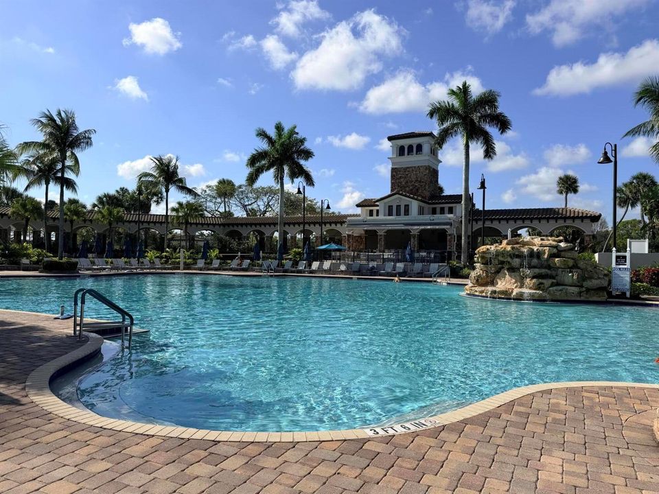 Clubhouse Pool