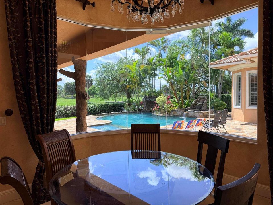 Breakfast Nook