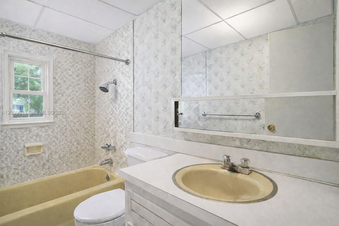 En Venta: $199,500 (2 camas, 1 baños, 815 Pies cuadrados)