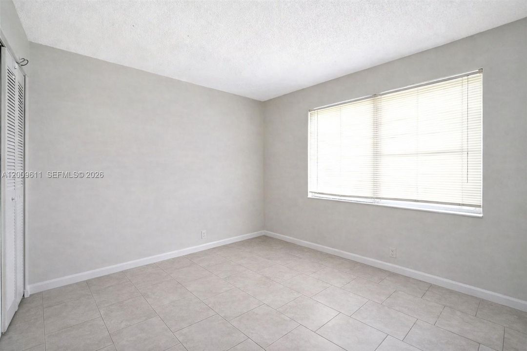 En Venta: $199,500 (2 camas, 1 baños, 815 Pies cuadrados)