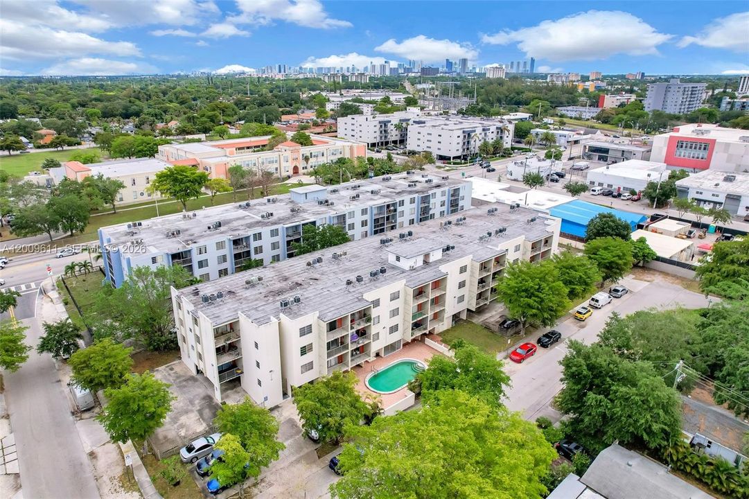En Venta: $199,500 (2 camas, 1 baños, 815 Pies cuadrados)