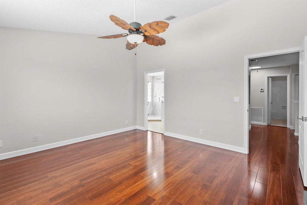 3189 SW Solitaire Palm Dr