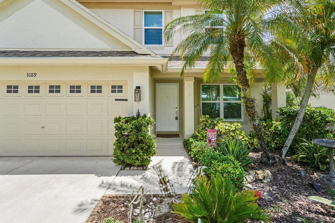 3189 SW Solitaire Palm Dr