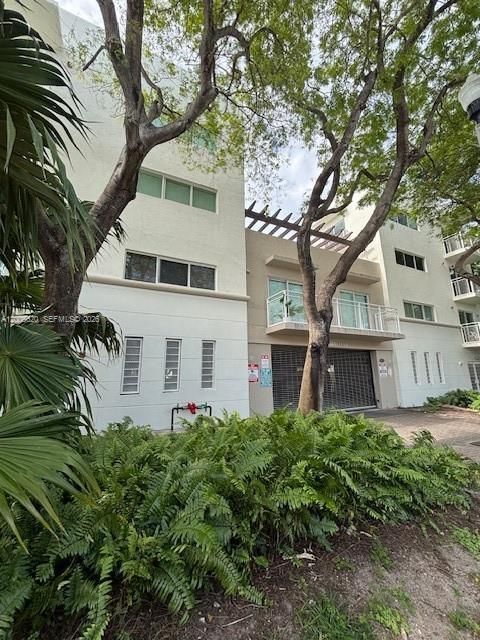 合同活跃: $244,900 (1 贝兹, 1 浴室, 470 平方英尺)